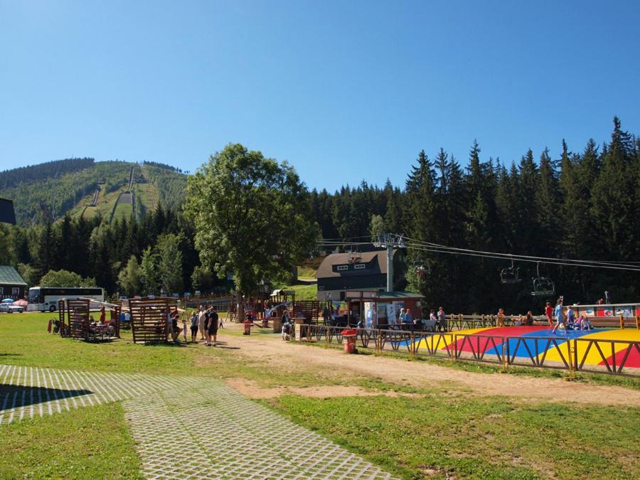 Hotel Anna Harrachov Exterior foto